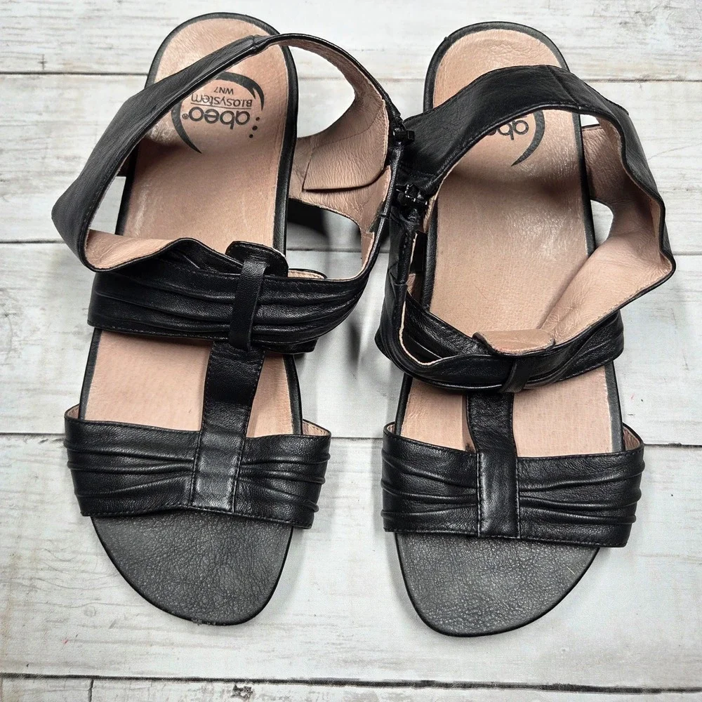 Abeo Ilyssa AB10366 Wedge Sandals Ruched Strappy Women 7N Black Leather Comfort